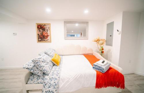 Washington Casa | Cozy Home Driveway Parking Close to Metro!