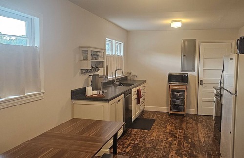 Tellico Plains Casa | Cozy home for 6 in the Cherokee National Forest. Easy access for motorcycles!