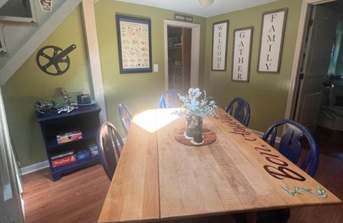 Damascus Casa | Cozy Home for Any Getaway