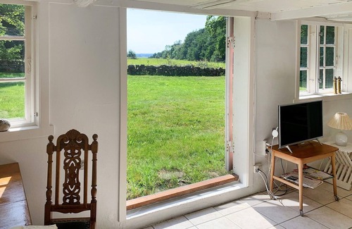 Pedersker Casa | Acogedora casa en Aakirkeby con WiFi