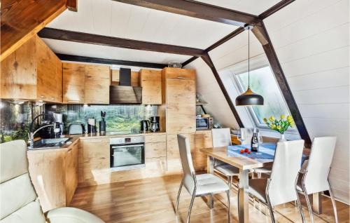 Furstenberg Casa | Cozy Home In Bad Wünnenberg With Wifi