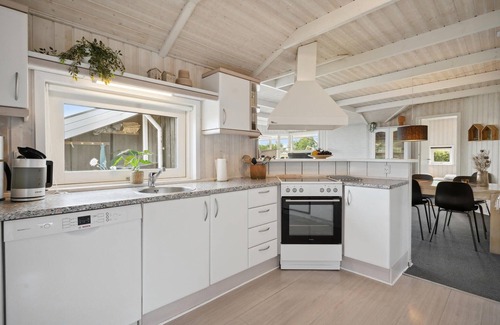 Bjert Casa | Acogedora casa en Bjert con sauna