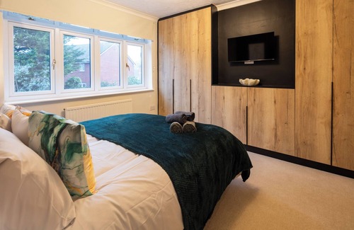 Staple Hill Casa | Cozy home in Bristol,Contractors, Relocation, Families, Parking, WIFI,SMARTTV
