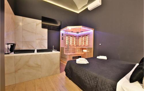 Old Town Casa | Cozy Home In Catania With Kitchen