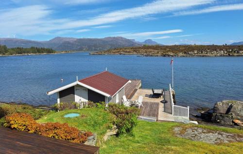 Florø Casa | Cozy Home In Florø With Wifi