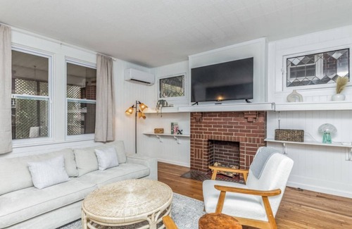 Forest Hills Casa | Cozy home in Forest Hills