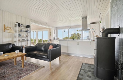 Fur Casa | Hermosa casa en Fur con cocina