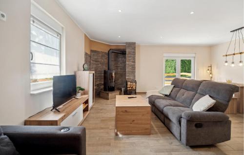 Allersdorf Casa | Cozy Home In Großbreitenbach With Wifi