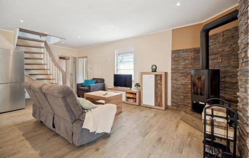 Allersdorf Casa | Cozy Home In Großbreitenbach With Wifi