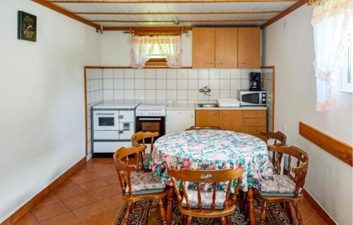Lokve Casa | Cozy Home In Homer-Lokve With Wifi
