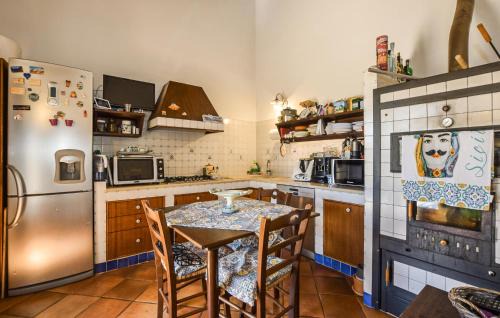 Santa Croce Camerina Casa | Cozy Home In Santa Croce Camerina