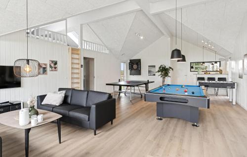Bratten Strand Casa | Cozy Home In Jerup With Sauna