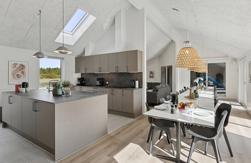 Bratten Strand Casa | Acogedora casa en Jerup con sauna