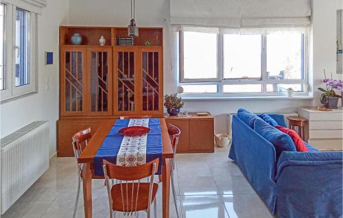 Lavreotiki Casa | Cozy Home In Keratea With Wifi