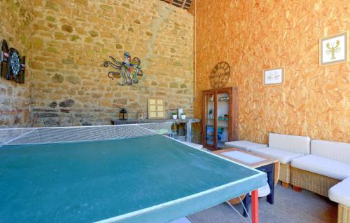 La Pernelle Casa | Cozy Home In La Pernelle With Wifi
