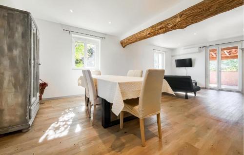 Lavilledieu Casa | Cozy Home In Lavilledieu