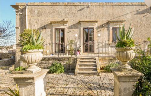 Modica Casa | Cozy Home In Modica With Kitchenette