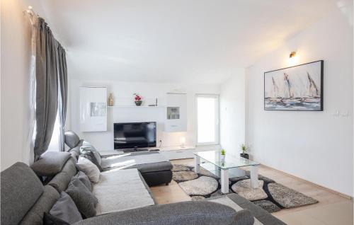 Neoric Casa | Cozy Home In Neoric With Wifi