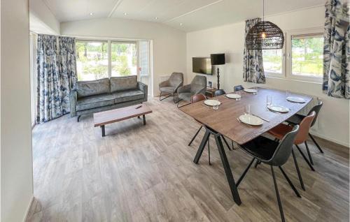 Otterlo Casa | Cozy Home In Otterlo With Wifi