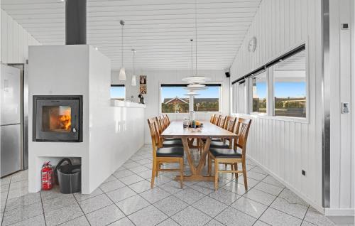 Hasmark Strand Casa | Cozy Home In Otterup With Sauna