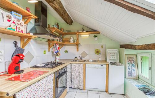 Pierrefiche Casa | Cozy Home In Pierrefiche With Wifi