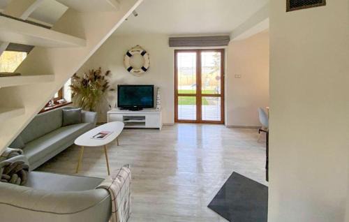 gmina Bedzino Casa | Cozy Home In Podamirowo With Lake View