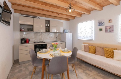 Podbablje Casa | Acogedora casa en Poljica con cocina