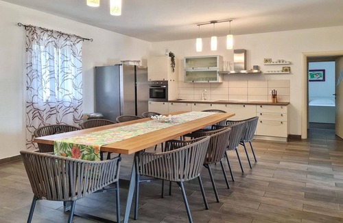 Fabci Casa | Acogedora casa en Porec con sauna