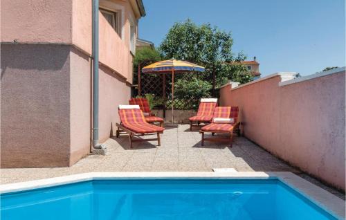 Sikici Casa | Cozy Home In Pula With Kitchen