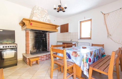 Vinkuran Casa | Acogedora casa en Pula con WiFi