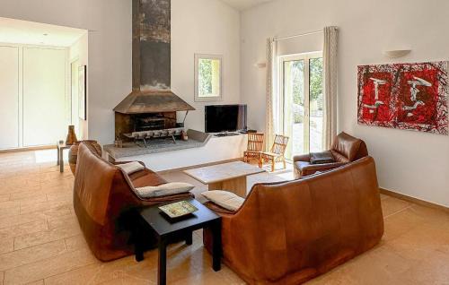 Salernes Casa | Cozy Home In Salernes With Wifi
