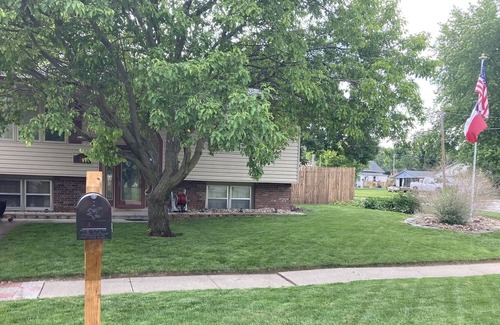 Glenwood Casa | Cozy home in small town Iowa. Great location near downtown Glenwood.
