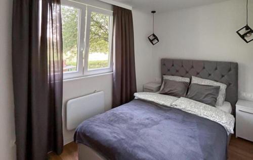 Dobra Casa | Cozy Home In Stolec With House A Panoramic View