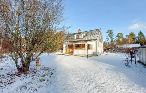 Vittsjo Casa | Cozy Home In Vittsjö With Wifi