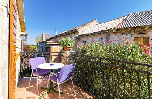Modrusani Casa | Preciosa casa de 2 dormitorios en Zminj