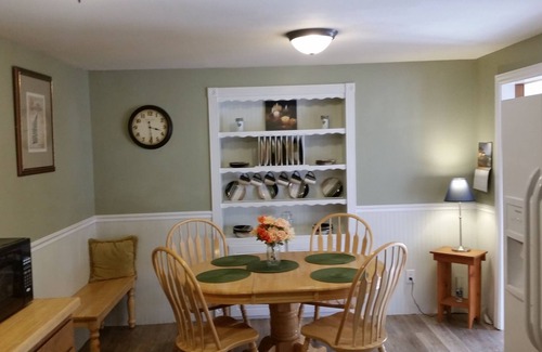 Castle Rock Casa | Acogedora casa en Culdesac, jacuzzi en glorieta, invernadero con vegetales orgánicos