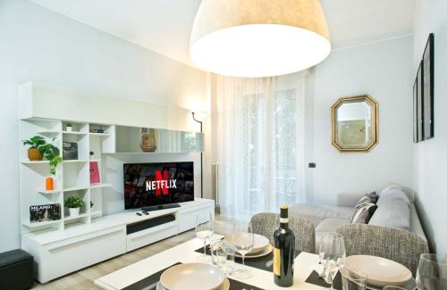 Gorla Apartamento | Cozy Home Milano 5 posti letto - 15 minuti dal Duomo - Metro M1 a 4 minuti - AC - Wifi - Netflix