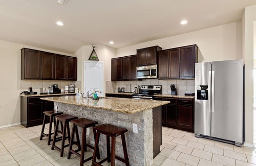 Solana Ridge Casa | Cozy Home Near AF BMT Lackland, Seaworld, Riverwalk, Six Flags & More