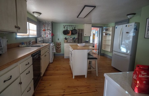 Lake City Casa | Cozy home near Alpine Loop in downtown Lake City. Off street parking available.