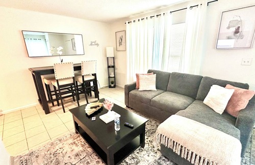 North Austin Civic Association Casa | Cozy Home near Domain and DT