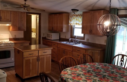 Grayling Casa | Cozy home near outdoor activities