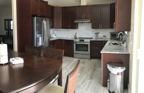 Jewell Heights - Hoffman Heights Casa | Cozy Home near University of Colorado, Anschutz Hospital and Children's Hospital