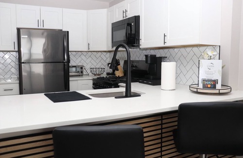 South Philadelphia Casa | Cozy Home NearUPenn/Sports Complex/Sleeps 6
