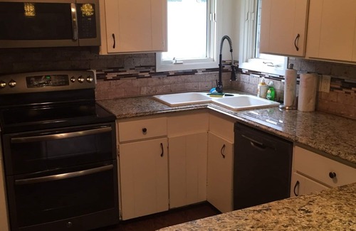 Brookeland Casa | Frente al hogar en el lago Sam Rayburn!