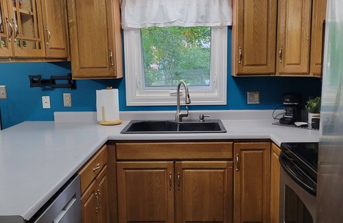 Sioux Falls Casa | Cozy home right off of I 229 and 26th St