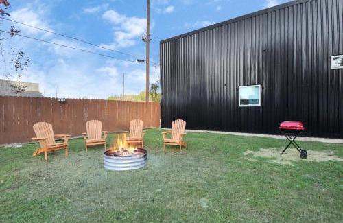 Fresno Casa | Cozy Home Sleeps9 HighSpeed WiFi500MBPS Plus