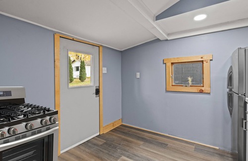 Canandaigua Cabaña | Cozy Home W/ King Bed and Lake Access