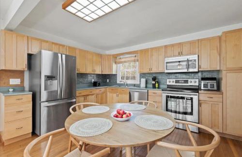 New Paltz Casa | Cozy Home with Hot Tub Game Room and Fire Pit