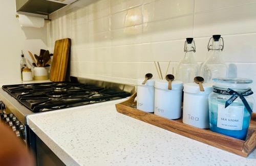 Delacombe Casa | Cozy Homez Ballarat - Home stay