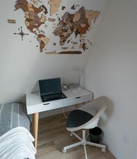 MacTier Casa | Cozy, Hot Tub, Sauna, Heated Floors, EV, Nespresso